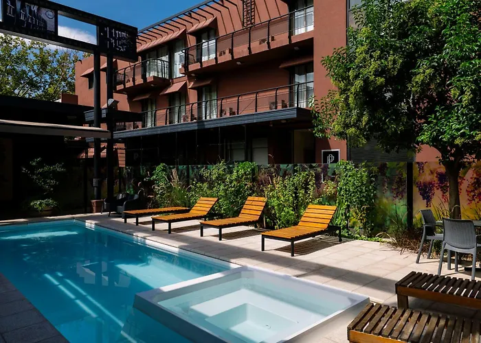 Plaza Paradiso By Camberland